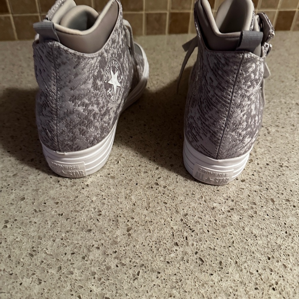 Converse Chuck Taylor Gray Patterned High-Top Sne… - image 3